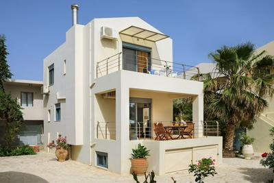 Giannis Villa