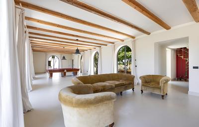 Castello Stunning Property