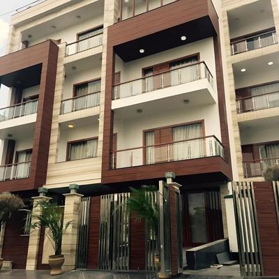 HOTEL PLATINUM PALACE NEAR MEDANTA HOSPITAL SECTOR 38