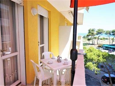 Apartment in Caorle Near Beach & Pool