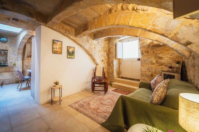Traditional 500 Year old Gozitan Townhouse