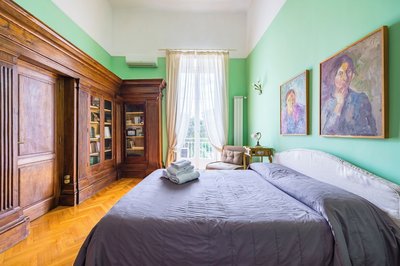 Cavour Art and Museum Flat by Napoliapartments