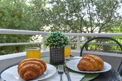 Flat w Balcony Garden 5 min to Ulcinj Long Beach