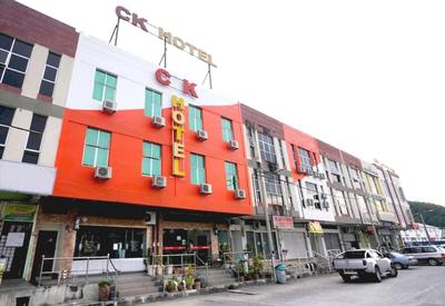 OYO 89715 CK Hotel 2