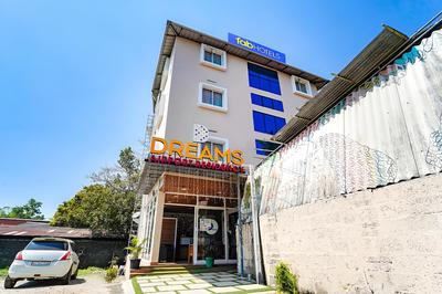 Fabhotel Dreamz Airport Residency