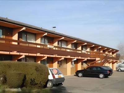 Hôtel Grill Le Coudray-Montceaux