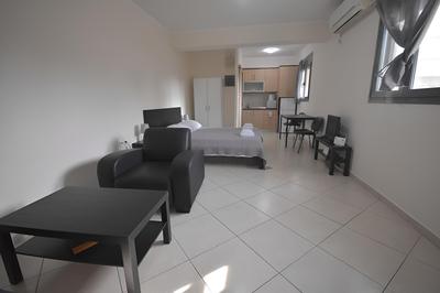 AVR DELUXE SUITES 4 AIRPORT FREE SHUTTLE