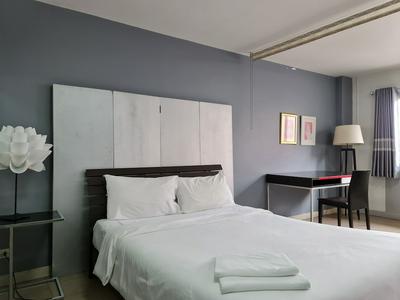 Sathorn Terrace Apartment