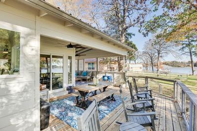 Charming Retreat w/ Dock on Cedar Creek Reservoir