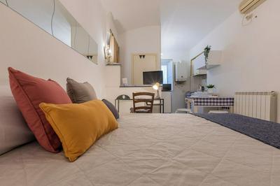 Kiss & Art Studio by Wonderful Italy