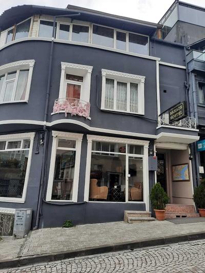 BAHAUS HOSTEL