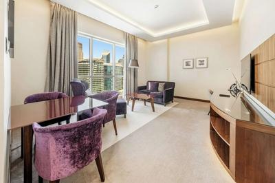 Radisson Blu Hotel Dubai Waterfront