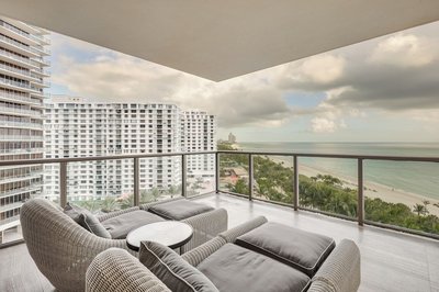 Luxe Beachfront Unit w/ Pool Access in Bal Harbour