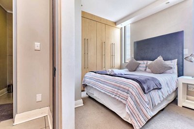 Glammys Suites at Hydro