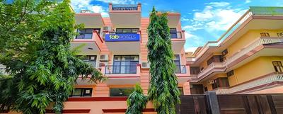 Roomshala 115 Satguru Residency
