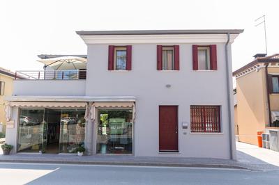 Villa Erica & Villa Erica 1