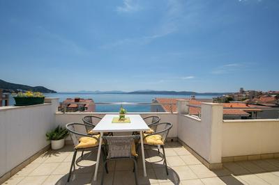 Ruzica - With sea View - A3 - Zuti