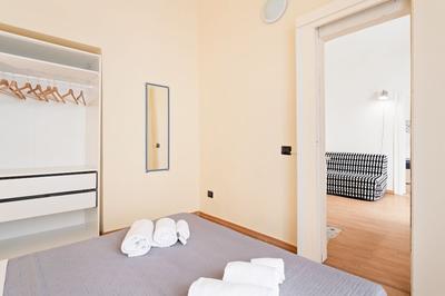 Quattro Canti Central Flat