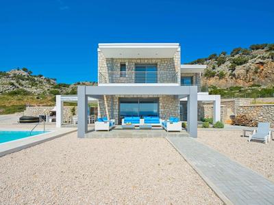 Villa in Rhodes With Infinity Pool & Sea Views