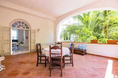 Villa Villari Terrace and Patio by Napoliapartments