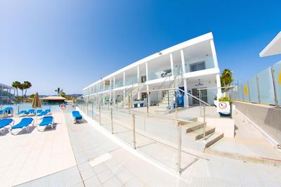 Apartamentos Sol y Paz