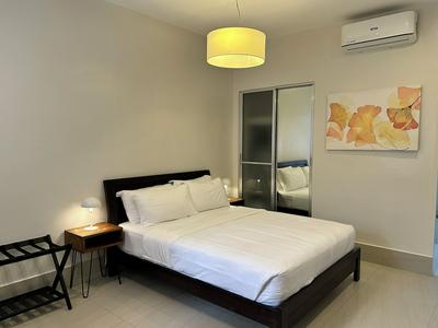 Harman Suites Moalboal