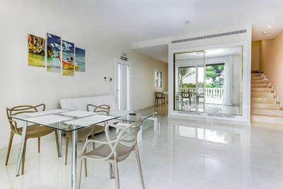 Calma Holiday Villas