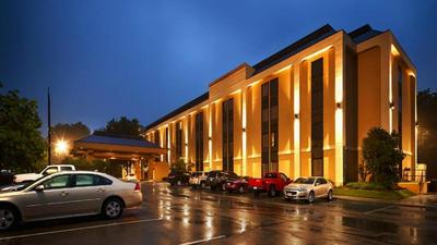 Days Inn by Wyndham Englewood Dayton Airport