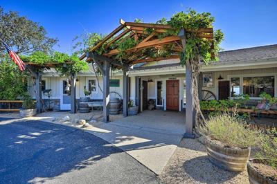 Peaceful Ranch Resort Vineyard View + Private Pool