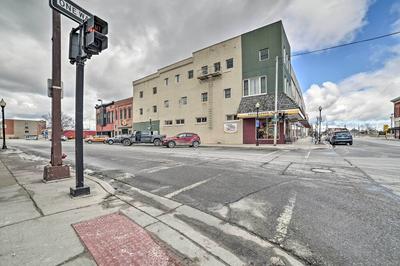 Downtown Loft Apartment, Steps to Riverfront!
