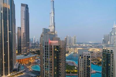 Luxury 2BR Downtown Apt With Burj Khalifa View