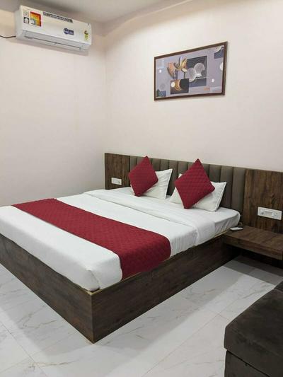 Hotel Dhruvnanda Palace Khategaon