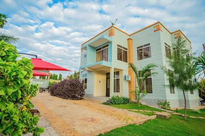 Kilimanjaro Home Of Travelers