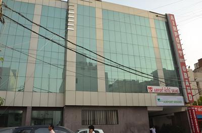 Airport Hotel Grand Delhi