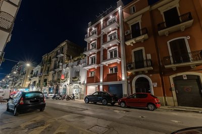 Palazzo Murat - One-bedroom Apartment With Balcony by Wonderful Italy