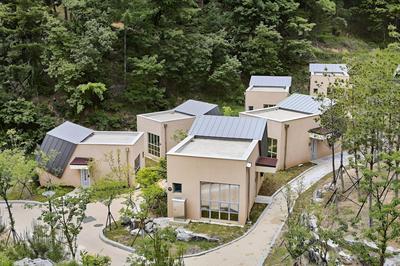 Geumgangsong Ecorium