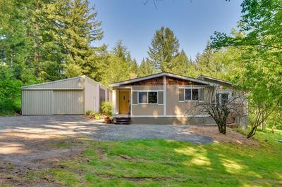 Washington Retreat: Fire Pit, Hot Tub & Ping Pong!