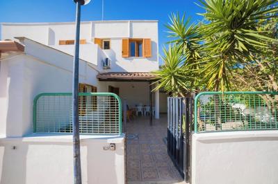 Villetta Fresca With Garden Near The Sea