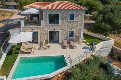 Majestic Stone Villa Sea View Pool