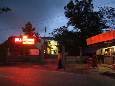 Hill Crown Hotel & Resort