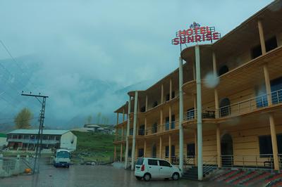 Sunrise Hotel Kalam