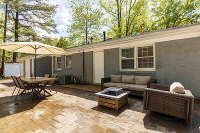 Cozy 3BR Home Patio Grill Free Parking Wi-fi