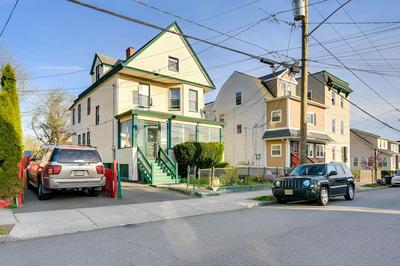 Cozy + Convenient West Orange Home - 16 Mi to Nyc!