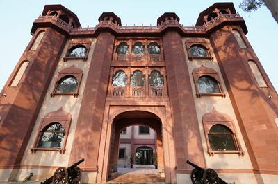 HOTEL THE FORT