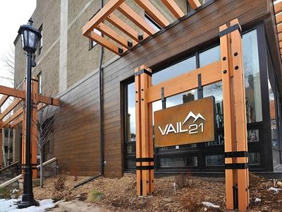 Vail 21 Condo 301