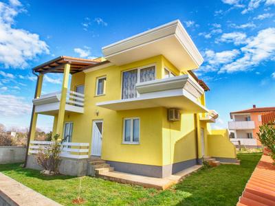 Apartments vesna 1000