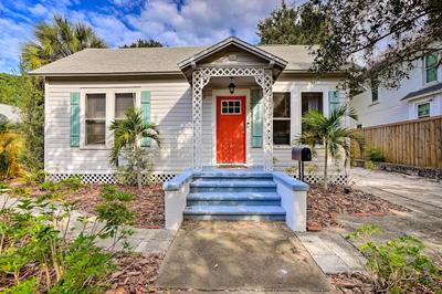 Historic Tarpon Springs Abode ~ 3 Mi to Beach