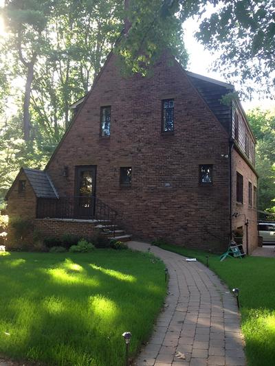 Amazing Single House in Brookline