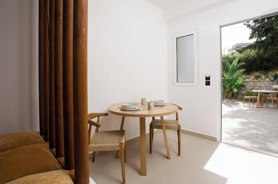 Stay Helios - Aparts & Pool Suites