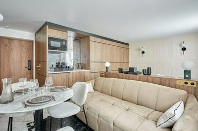 Magnificent New Studio Louvre Palais Royal